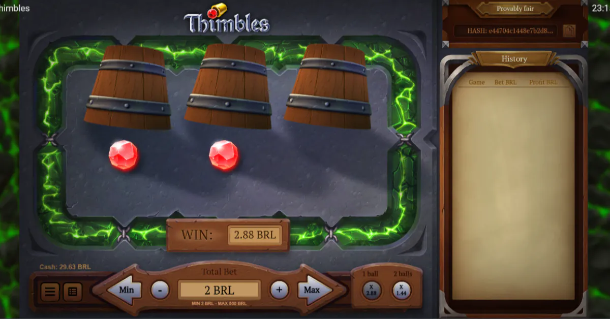 Visual do jogo de cassino thimbles com barris e pedras preciosas, destacando o ganho em BRL.